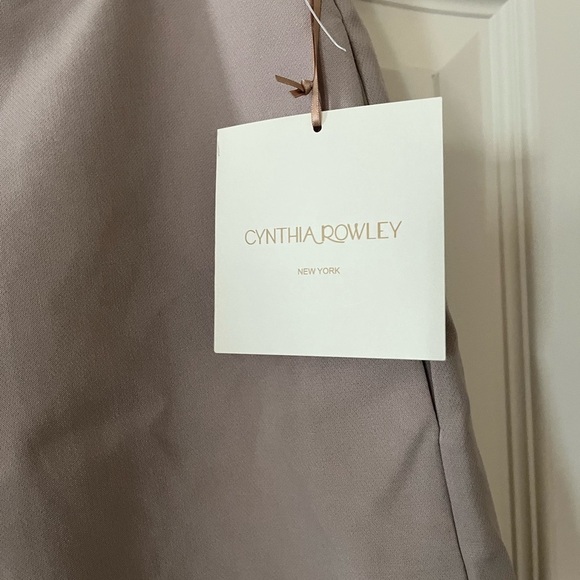 New! Cynthia Rowley Women's High Waist Taupe Shorts Women’s Size 8 - Picture 11 of 12